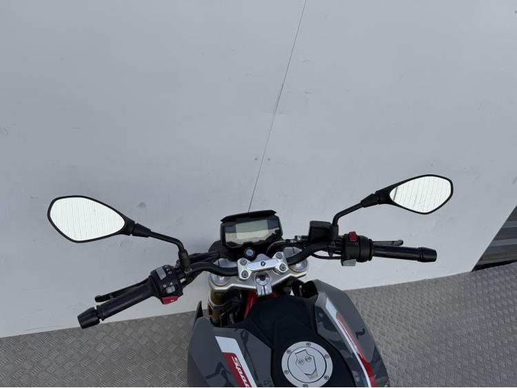 BMW G 310 R