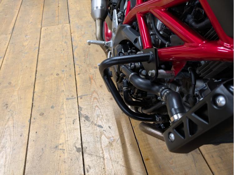 SUZUKI SV 650 (47.5CV)