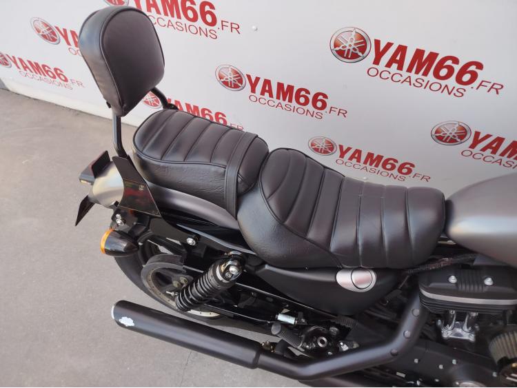 HARLEY-DAVIDSON SPORTSTER IRON 883 ABS - 1er main