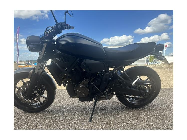 YAMAHA XSR 700