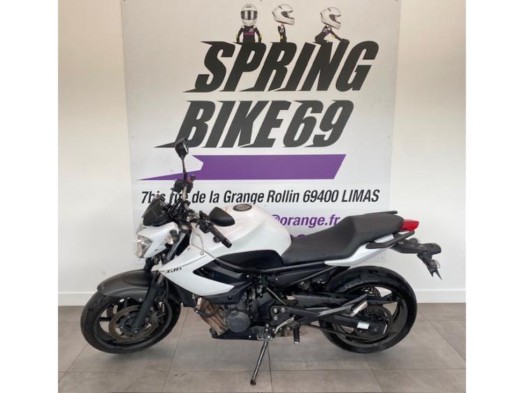 YAMAHA XJ6-N