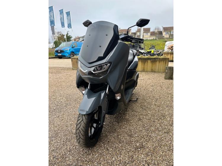 YAMAHA NMAX 125