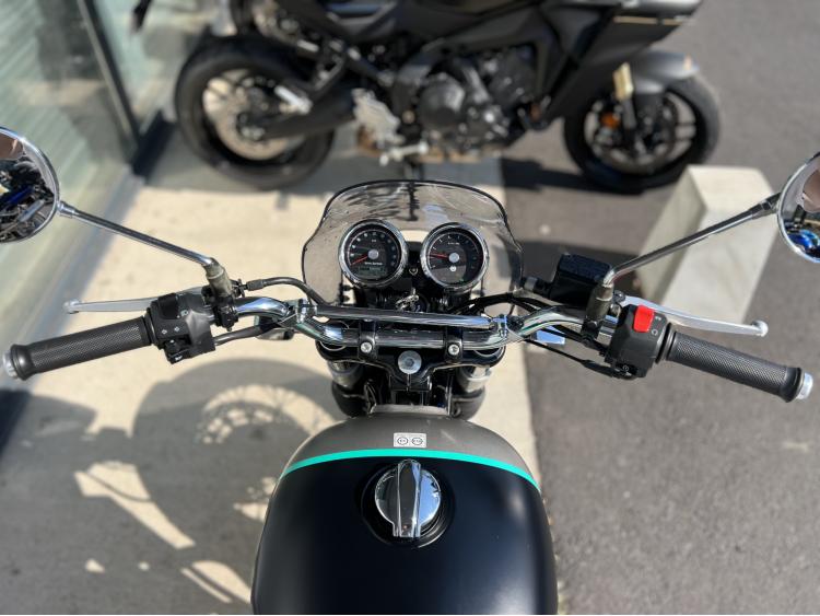 ROYAL ENFIELD INTERCEPTOR 650 - A2