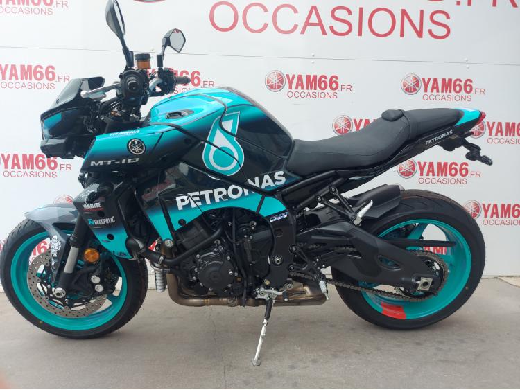 YAMAHA MT-10 PETRONAS