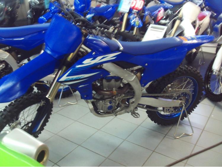 YAMAHA YZ-F 250