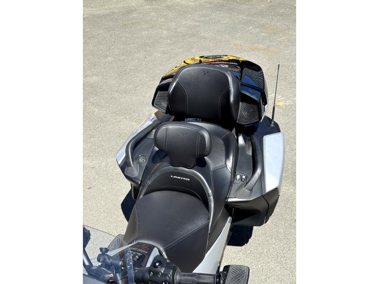 CAN-AM SPYDER RT 1330 LIMITED can am f3 ltd canam