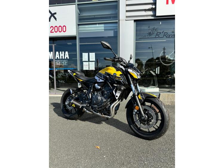 YAMAHA MT-07 (47.5CV)