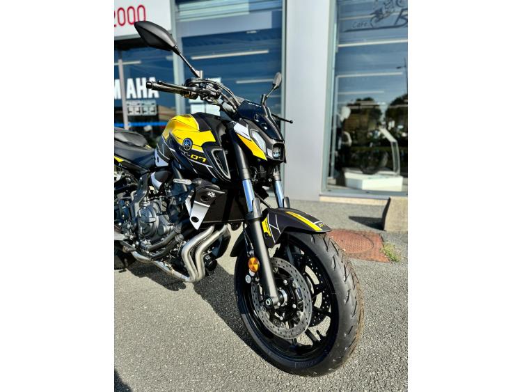 YAMAHA MT-07 (47.5CV)