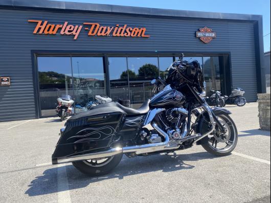 HARLEY-DAVIDSON TOURING STREET GLIDE 1690 SPECIAL