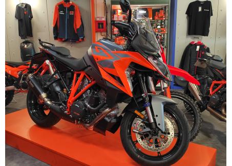 KTM 1290 SUPER DUKE GT