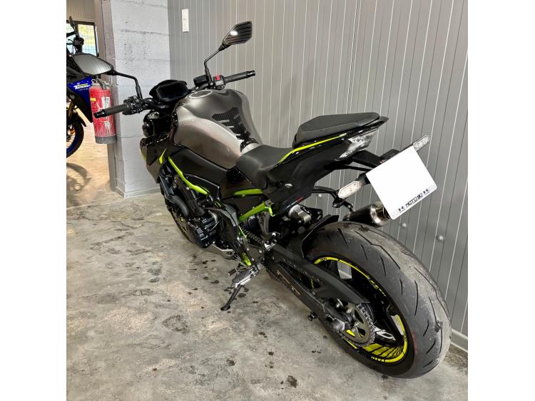KAWASAKI Z 900