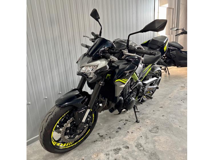 KAWASAKI Z 900