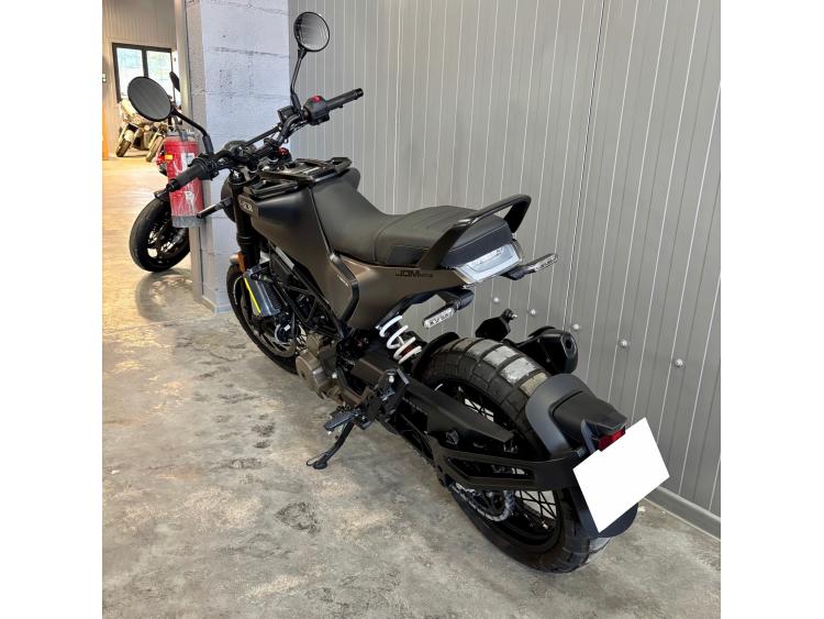 HUSQVARNA SVARTPILEN 401