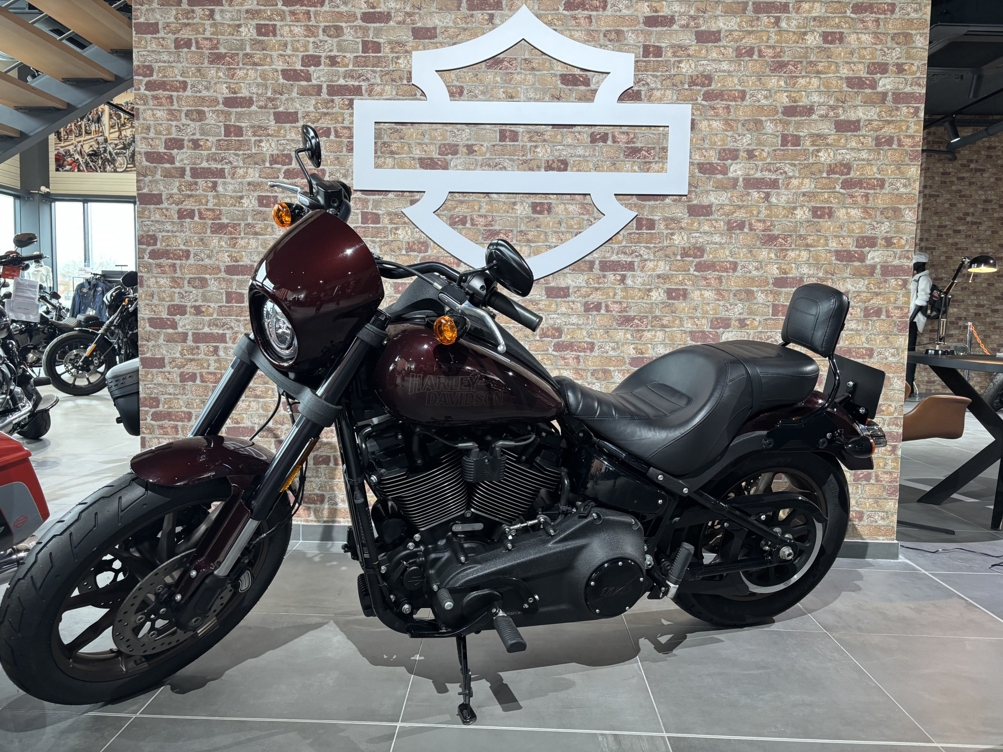 HARLEY-DAVIDSON SOFTAIL LOW RIDER 1868 S