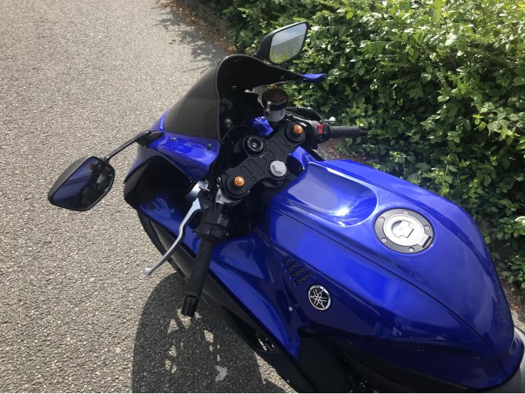 YAMAHA YZF-R7 A2