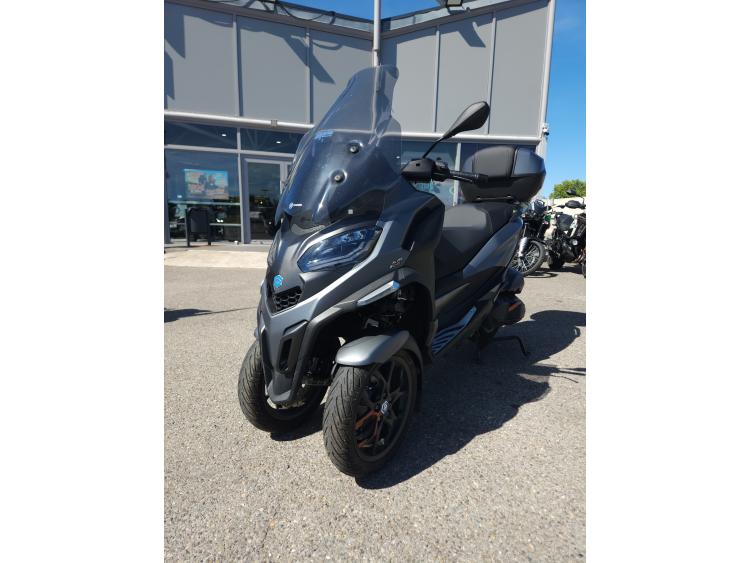 PIAGGIO MP3 530 HPE EXCLUSIVE