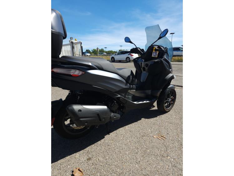 PIAGGIO MP3 530 HPE EXCLUSIVE