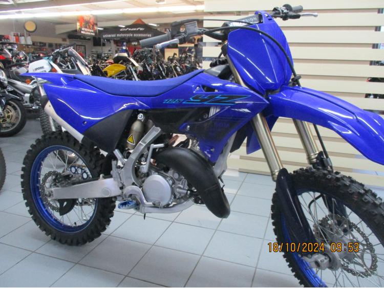 YAMAHA YZ 125