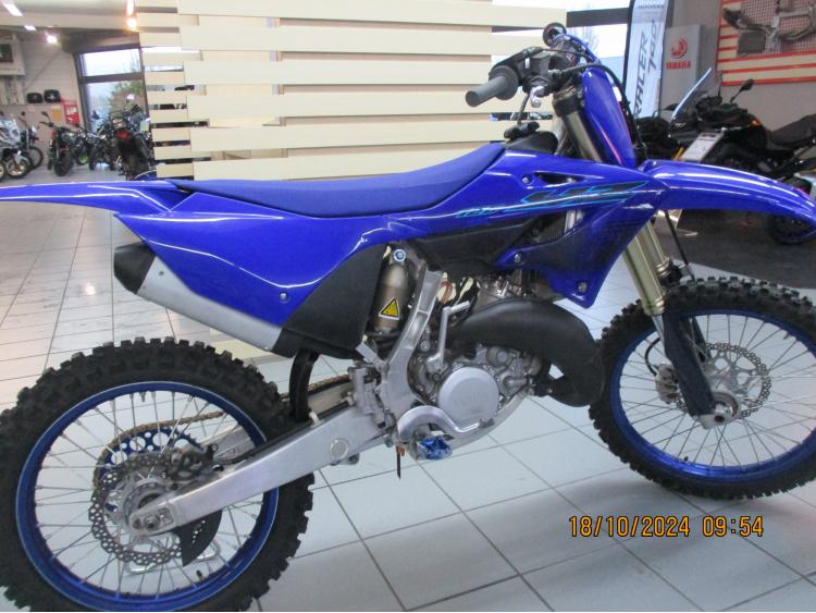 YAMAHA YZ 125