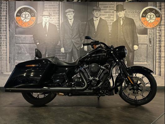 HARLEY-DAVIDSON TOURING ROAD KING 1868 SPECIAL