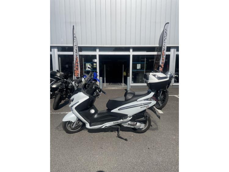 SYM GTS 125 EVO