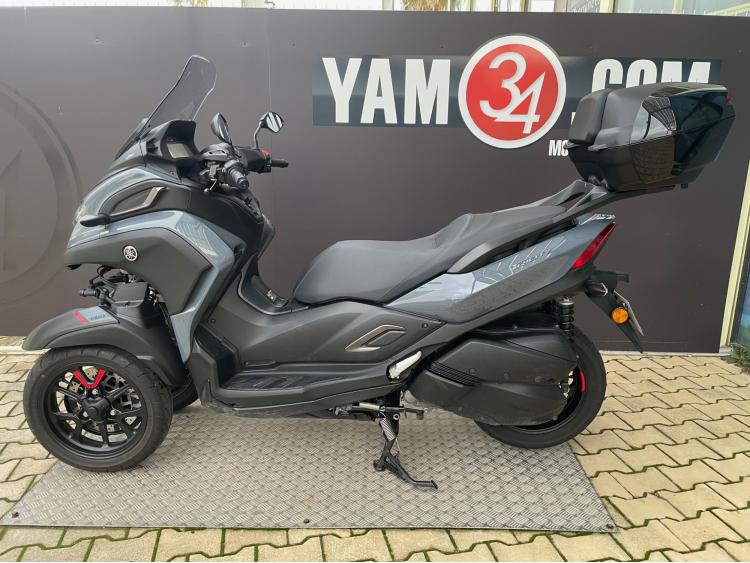 YAMAHA TRICITY 300