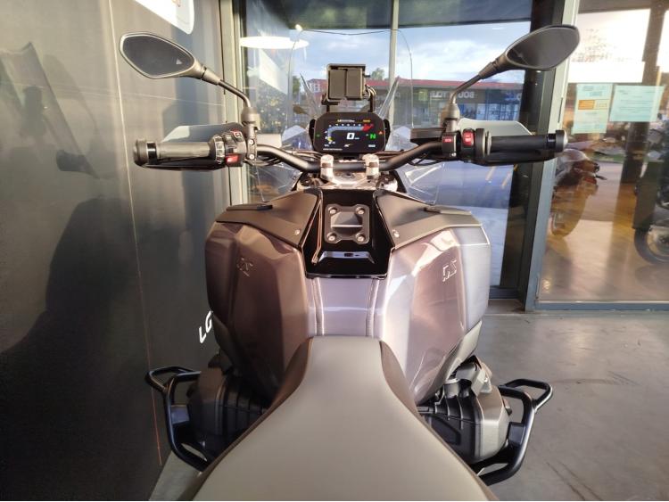 BMW R 1300 GS Adventure Triple black - Finition Pro - 1er main.