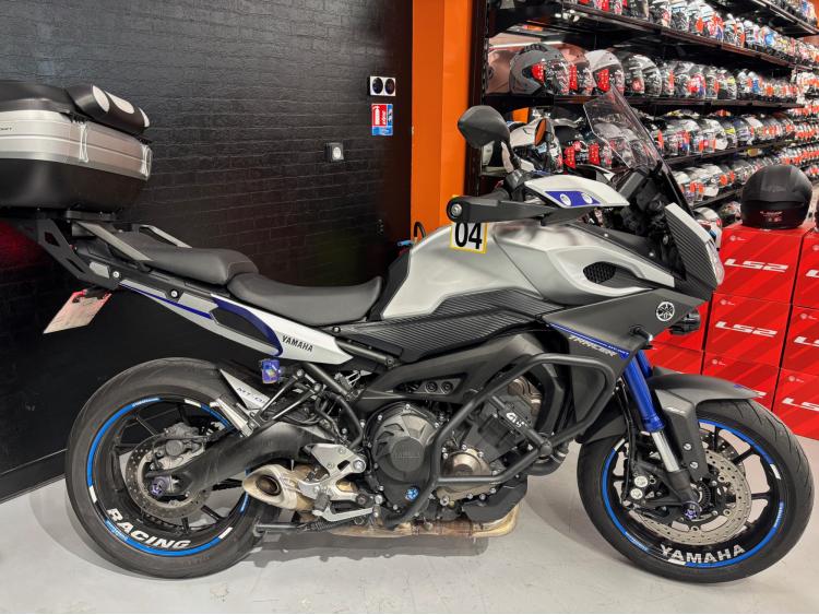 YAMAHA TRACER 900