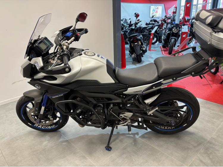 YAMAHA TRACER 900