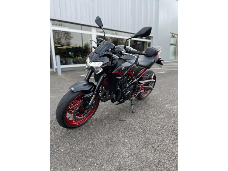 KAWASAKI Z 900