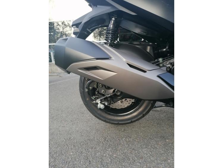 KYMCO XCITING 400 2024 EN DESTOCKAGE TARIF EXCEPTIONNEL 5990€ chez DSN MOTOS 33