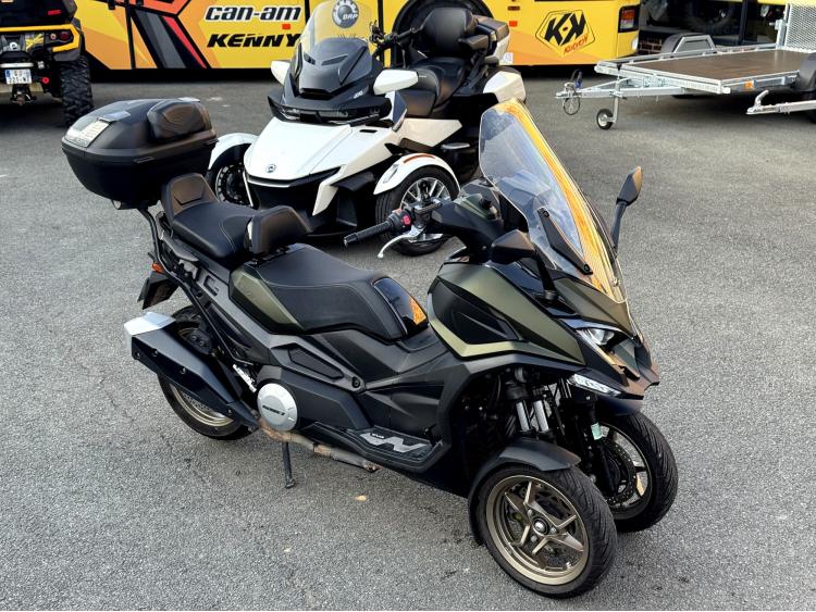 KYMCO CV3 550 top case piaggio mp3 400 500 530 ryker 900