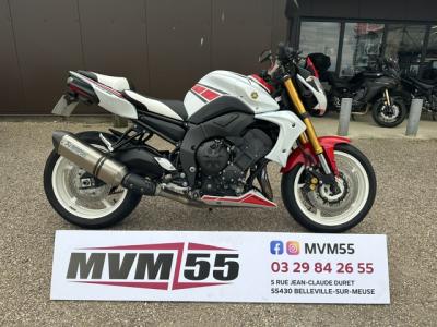YAMAHA FZ8