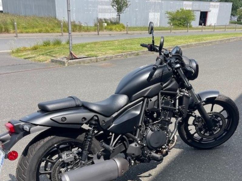 KAWASAKI ELIMINATOR 500