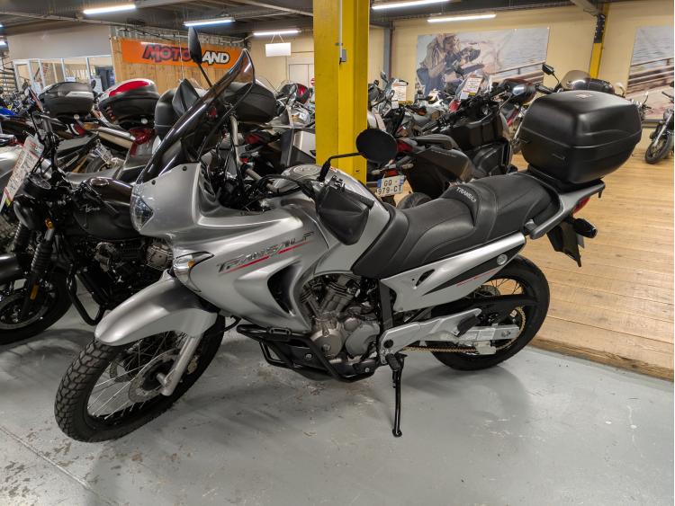HONDA XL 700