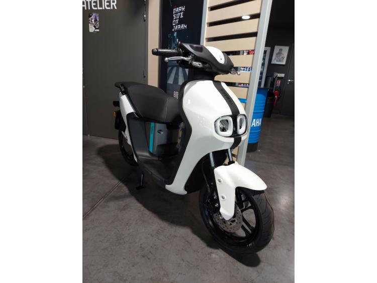 YAMAHA NEO'S 50 ELECTRIQUE 68km d'autonomie