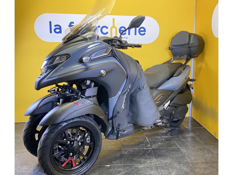 YAMAHA TRICITY 300
