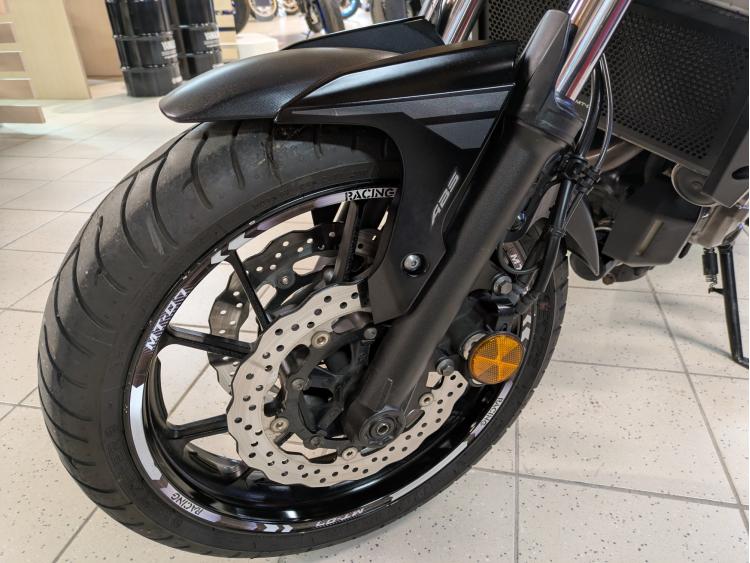 YAMAHA MT-07 (47.5CV) ABS état exceptionnel 