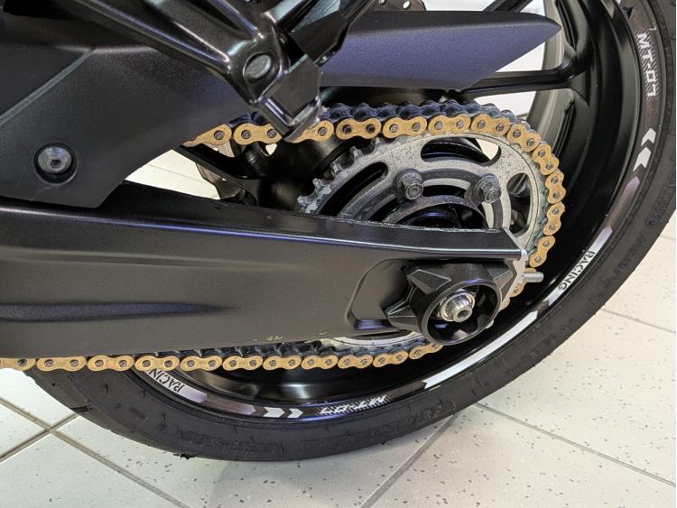 YAMAHA MT-07 (47.5CV) ABS état exceptionnel 