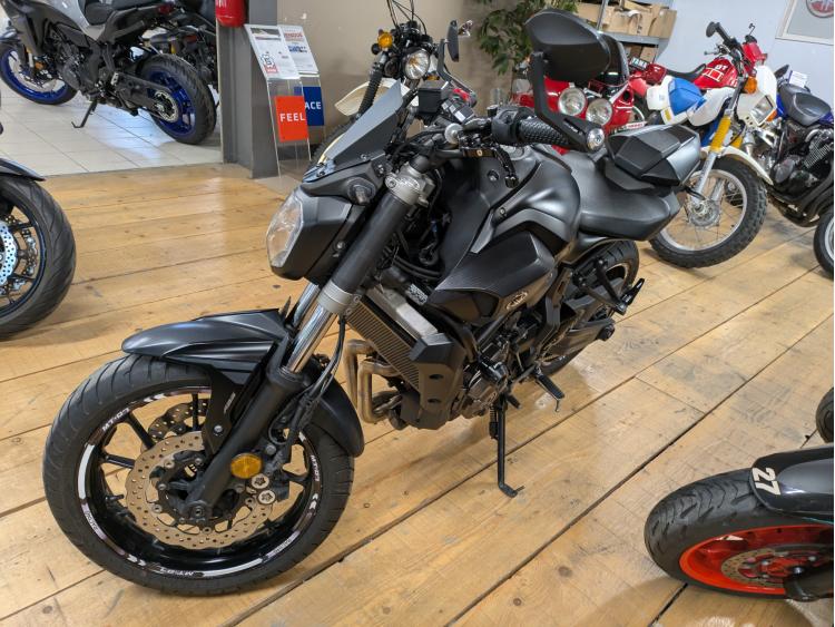 YAMAHA MT-07 (47.5CV) ABS