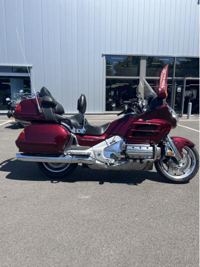 HONDA GL1800 GOLDWING
