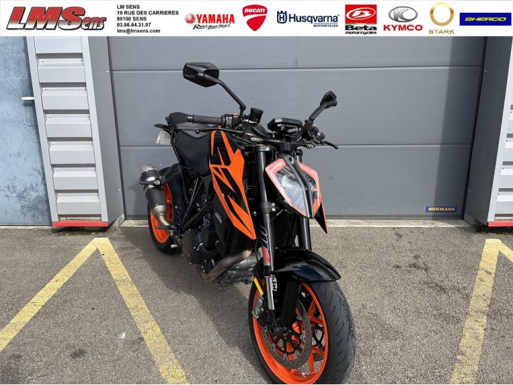 KTM 1290 SUPER DUKE R