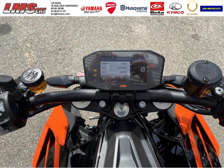 KTM 1290 SUPER DUKE R