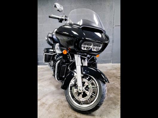 HARLEY-DAVIDSON TOURING ROAD GLIDE 1868 ULTRA