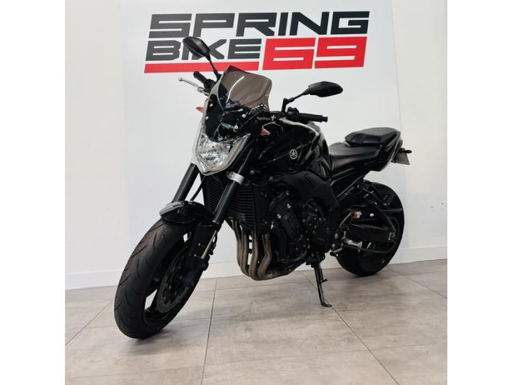 YAMAHA FZ1