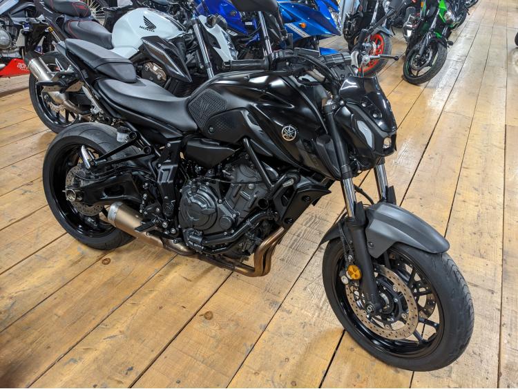 YAMAHA MT-07