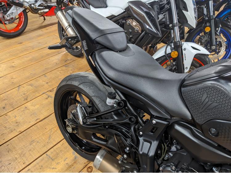 YAMAHA MT-07