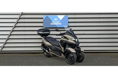 YAMAHA TRICITY 300
