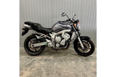 YAMAHA FZ6 (98CV)