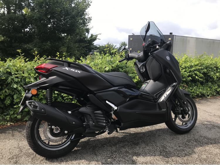 YAMAHA XMAX 125 TECH MAX